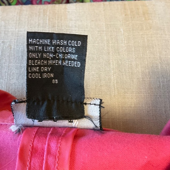 Elegant Fuchsia Blazer for Women - Picture 6 of 6